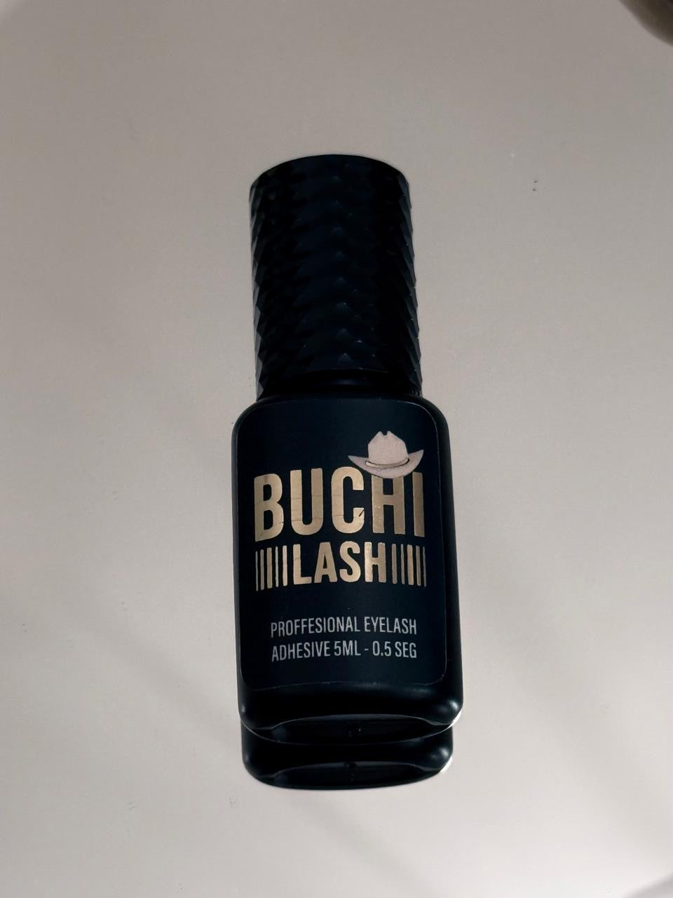 Adhesivo BuchiLash